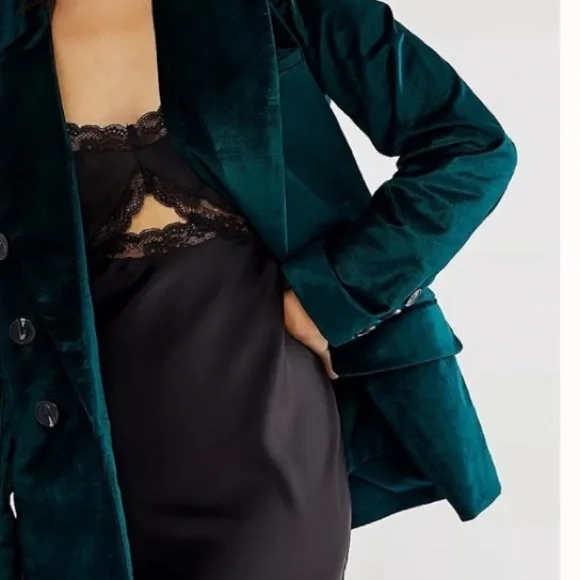 Free People Ashby Double Breasted Velvet Blazer Large Rare Blogger Mob Wife